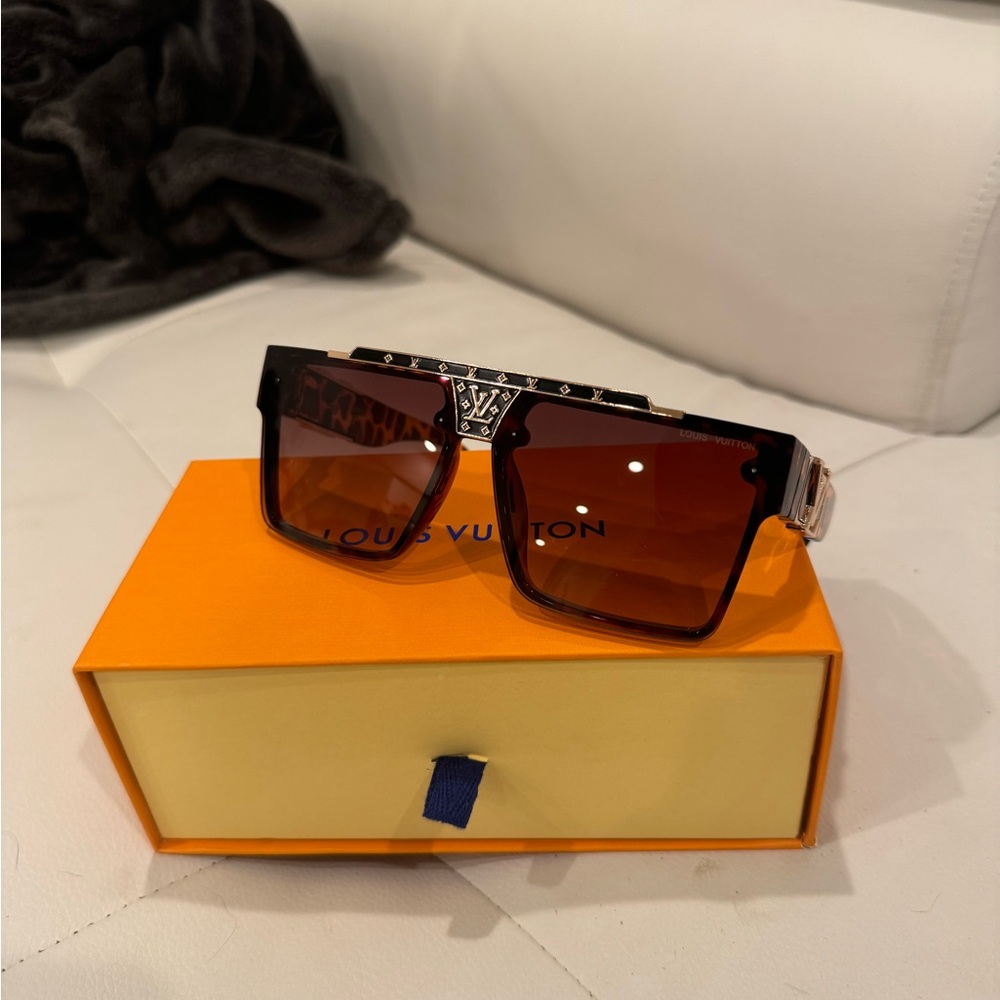 Louis Vuitton Brown Sunglasses